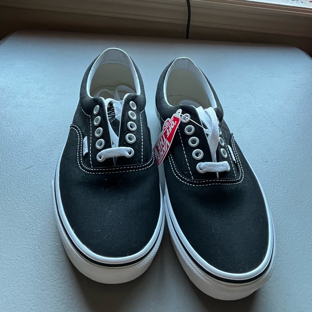 Black vans